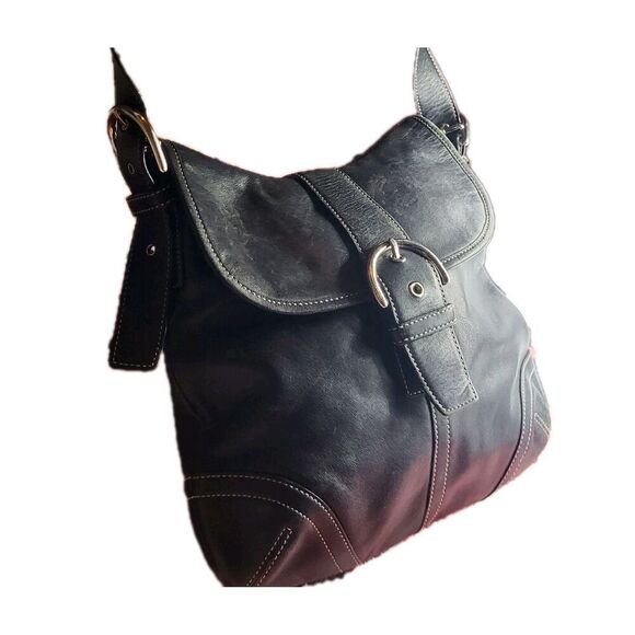 Coach Handbags - VINTAGE COACH Purse 9480 Soho Cross Body Black Supple Leather Shoulder